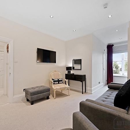 Beautiful 2 King Size Beds 2 Bath- Sleeps 5 In Earls Court Apartamento Londres Exterior foto